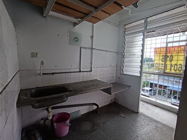 Flat for sale in Petaling, Subang Jaya