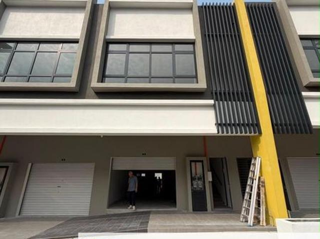 Shop for rent in Taman Sri Sinar, Kuala Lumpur