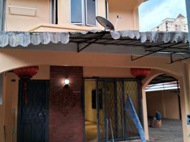 Terraced House for rent in Country Heights Damansara, Kuala Lumpur
