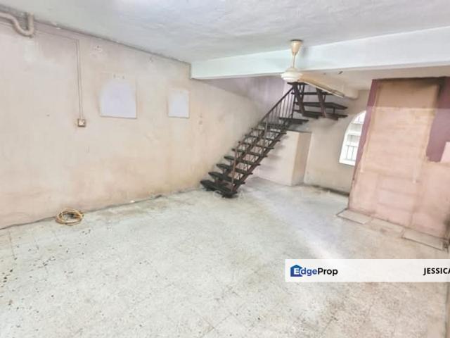 House for sale in Country Heights Damansara, Kuala Lumpur