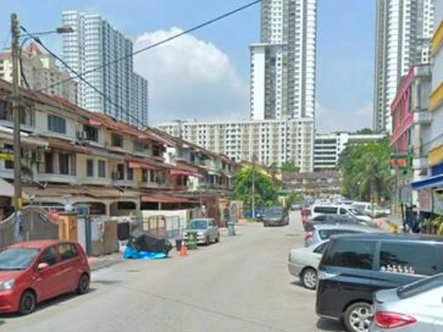 Terraced House for sale in Country Heights Damansara, Kuala Lumpur
