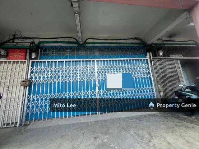 Shop for rent in Bukit Ledang, Johor