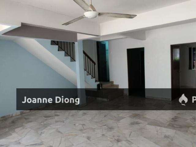 Shop for rent in Petaling, Damansara Damai