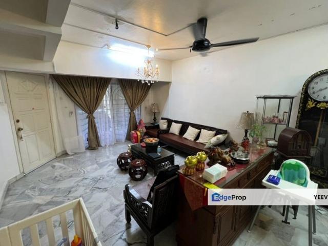 House for sale in Petaling, Damansara Damai