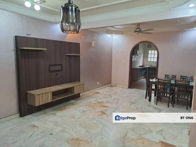 House for sale in Petaling, Damansara Damai