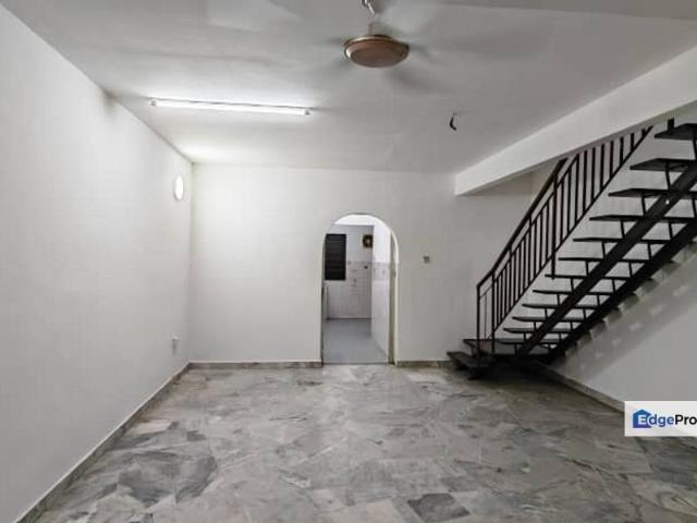 House for sale in Petaling, Damansara Damai