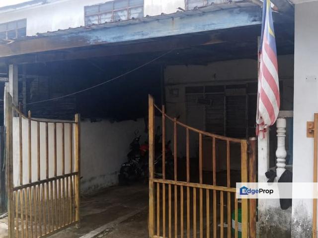 House for sale in Tanjong Sepat, Selangor