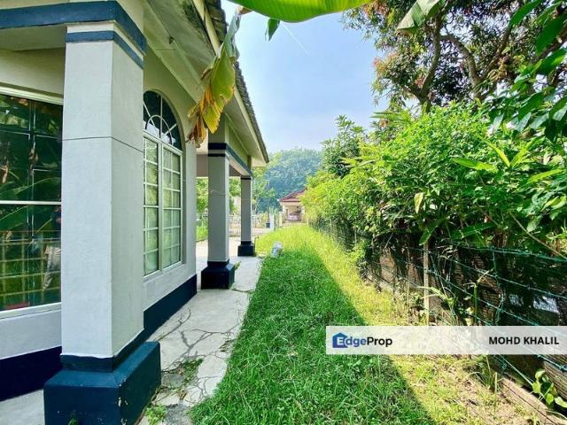 House for sale in Tanjong Sepat, Selangor
