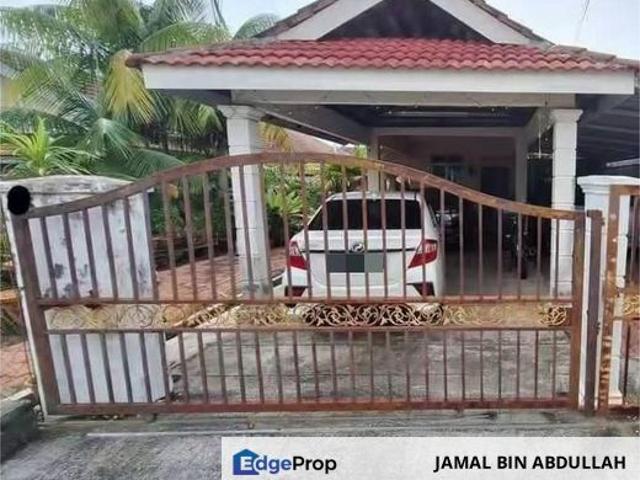 House for sale in Tanjong Sepat, Selangor