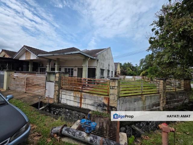 House for sale in Kajang, Langat