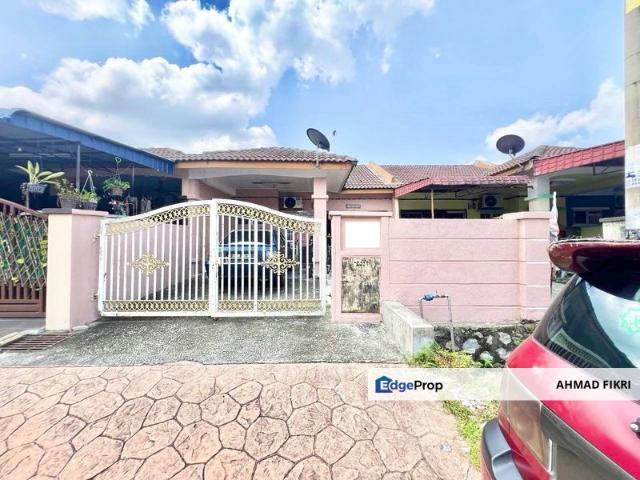 House for sale in Kajang, Langat