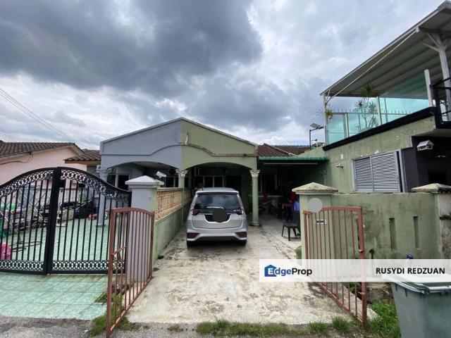 House for sale in Kajang, Langat