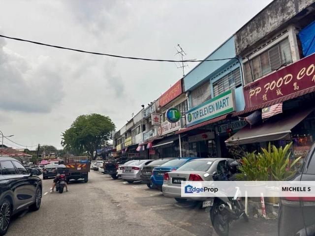 Shop for rent in Bukit Ledang, Johor