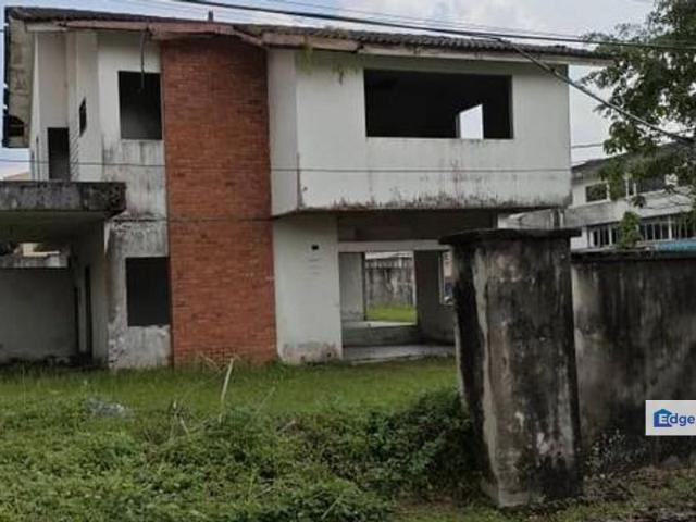 House for sale in Langat, Selangor