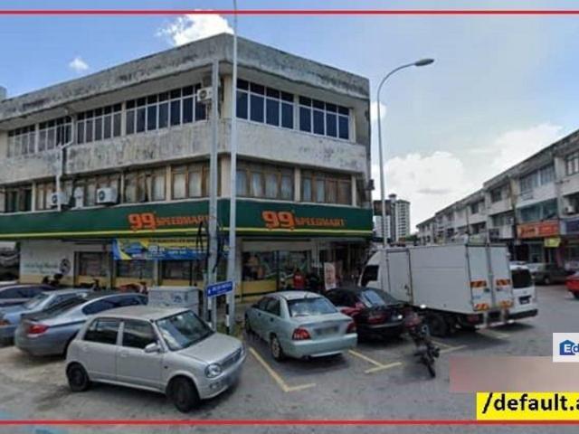 Shop for sale in Langat, Selangor