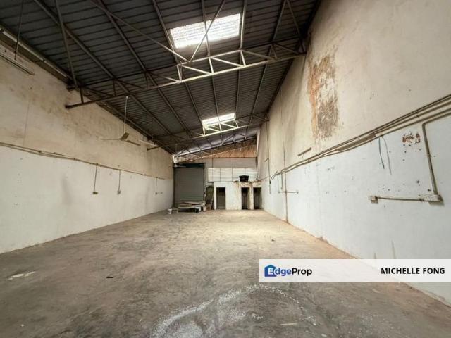 Warehouse for rent in Taman Tan Sri Yaacob, Iskandar Puteri