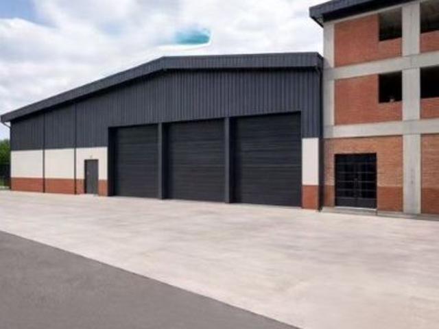 Warehouse for rent in Petaling, Alam Impian