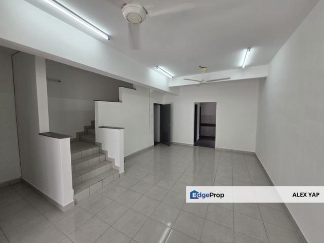 House for rent in Petaling, Alam Impian