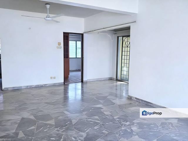 House for sale in Petaling, Subang Jaya