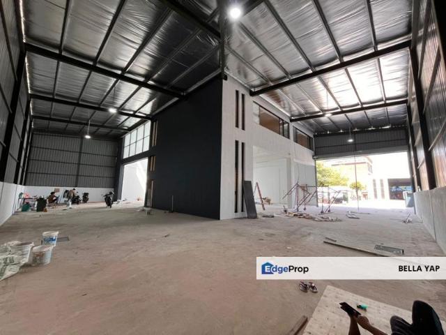 Warehouse for rent in Petaling, Alam Impian