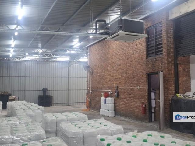 Warehouse for rent in Petaling, Alam Impian