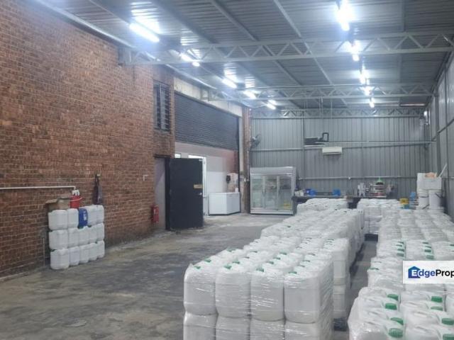 Warehouse for sale in Petaling, Alam Impian