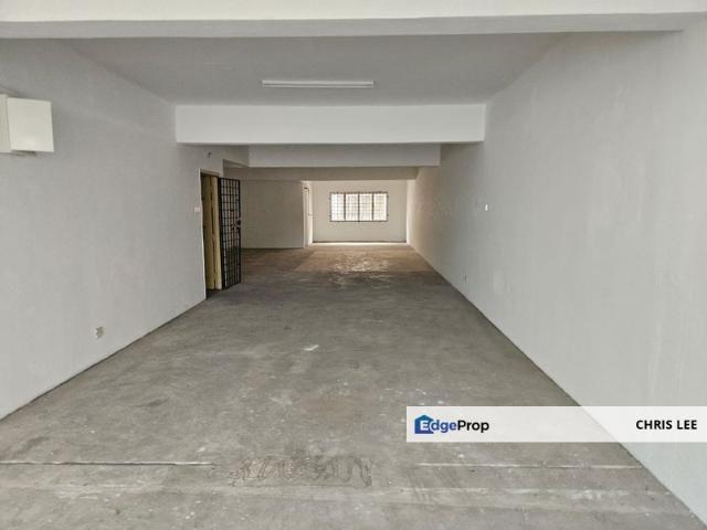 Shop for rent in Petaling, Alam Impian