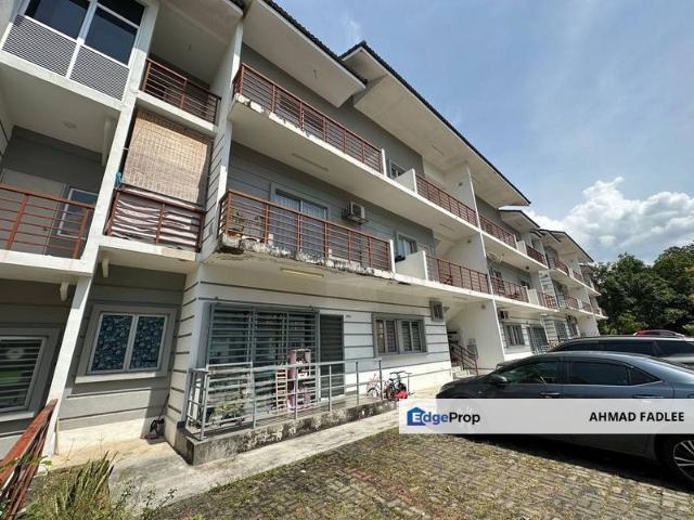 House for sale in Sendayan Village, Negeri Sembilan