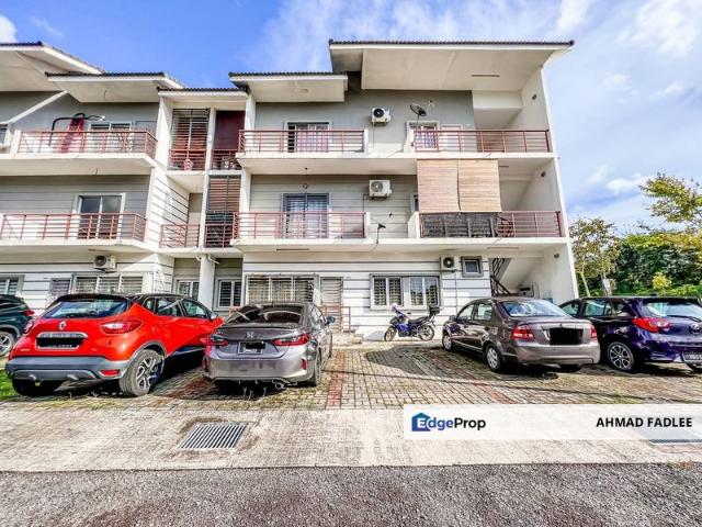 House for sale in Sendayan Village, Negeri Sembilan