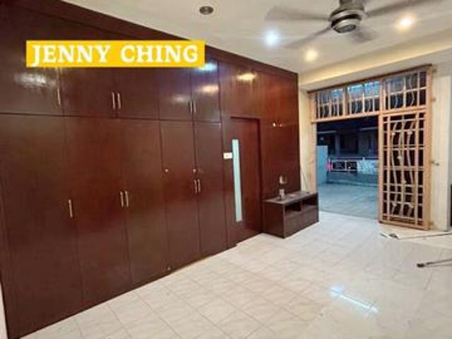 Terraced House for rent in Wellesley, Penang