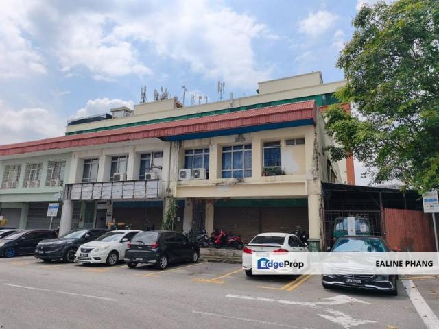 Shop for rent in Country Heights Damansara, Kuala Lumpur