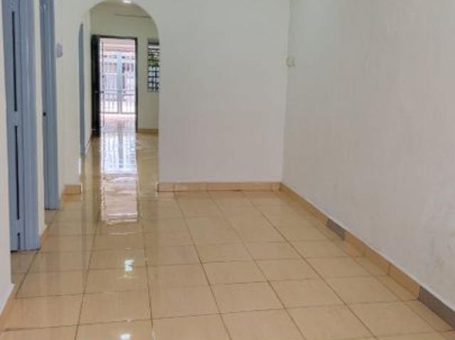 House for sale in Petaling, Subang Jaya