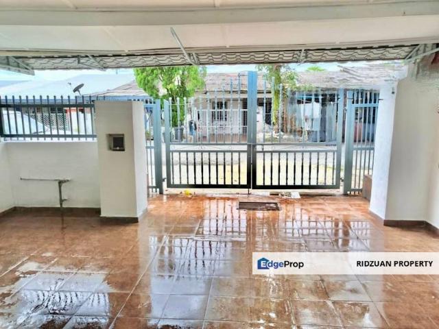 House for sale in Petaling, Subang Jaya