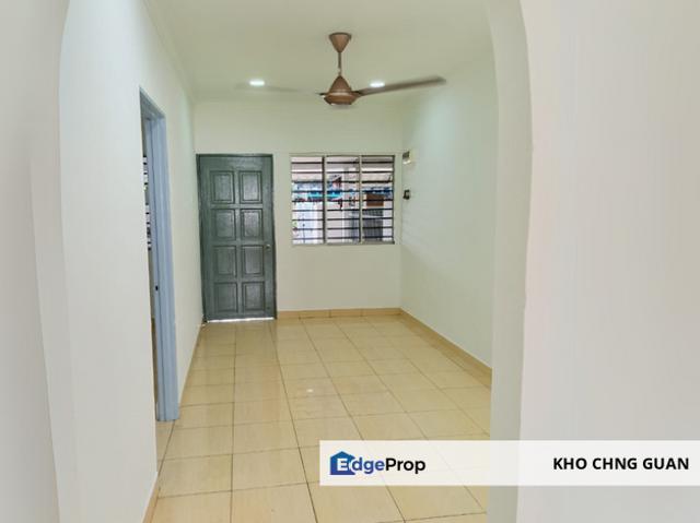 House for sale in Petaling, Subang Jaya