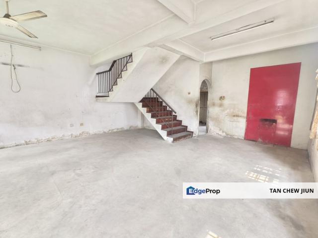House for sale in Petaling, Subang Jaya