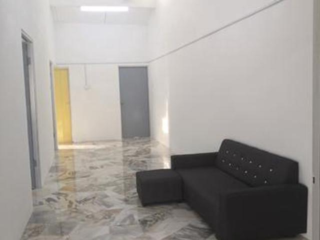 Terraced House for sale in Seri Kembangan, Majlis Bandaraya Subang Jaya