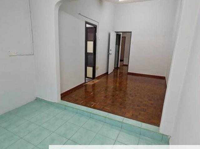 House for sale in Petaling, Subang Jaya