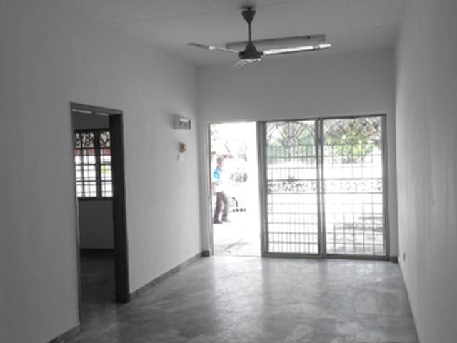 House for rent in Petaling, Alam Impian