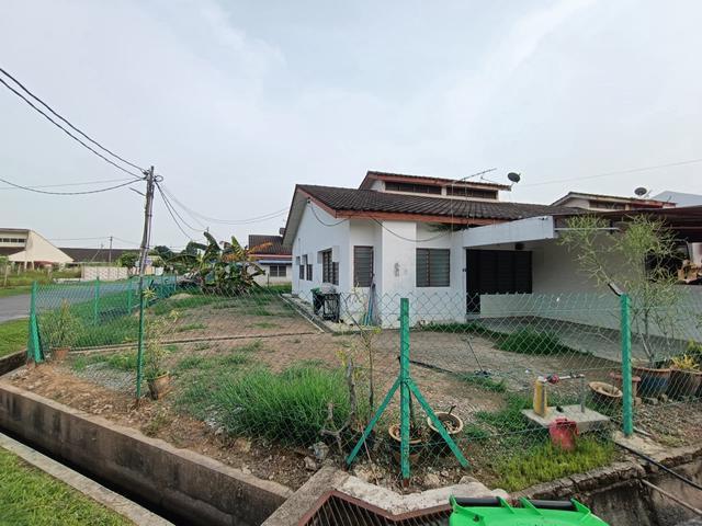 Terraced House for sale in Kangar