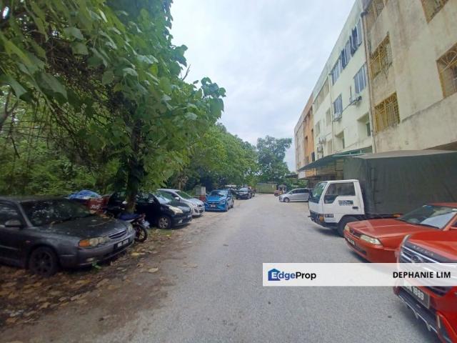 Warehouse for sale in Kajang, Langat