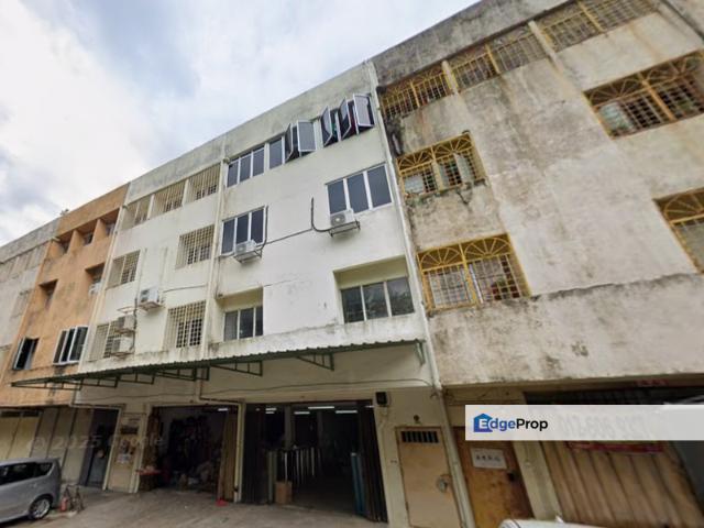 Shop for sale in Kajang, Langat