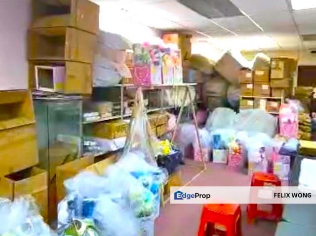 Shop for sale in Kajang, Langat