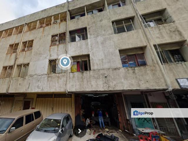 Shop for sale in Kajang, Langat