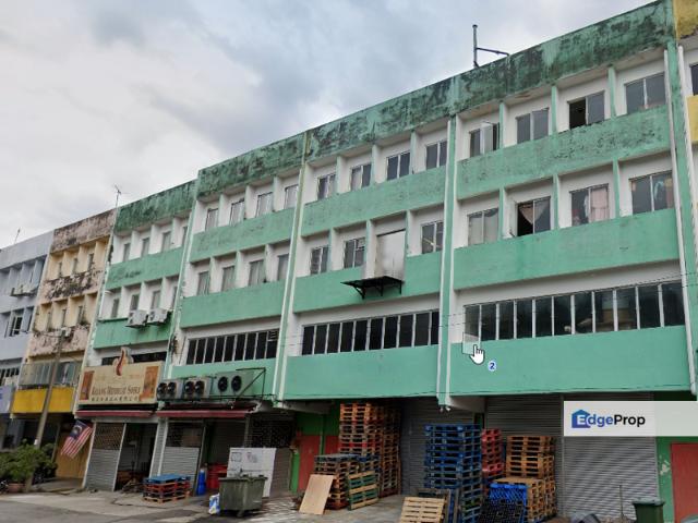 Shop for sale in Kajang, Langat