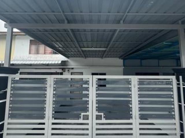 Terraced House for sale in Simpang Renggam, Kluang