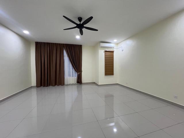 Terraced House for rent in Tanjong Sepat, Selangor