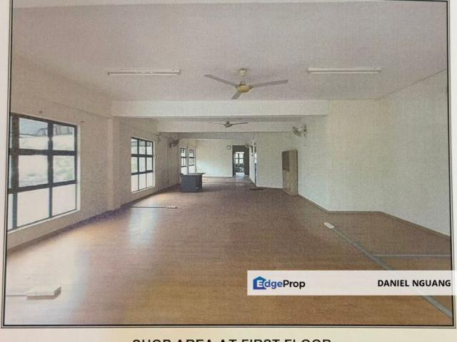 Shop for rent in Bukit Ledang, Johor