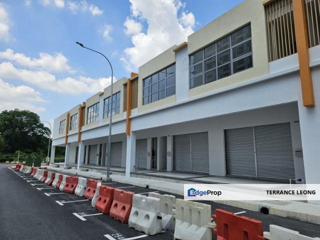 Shop for rent in Kajang, Langat