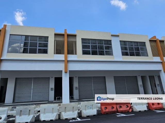 Shop for rent in Kajang, Langat
