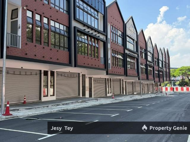 Shop for rent in Taman Sutera, Iskandar Puteri